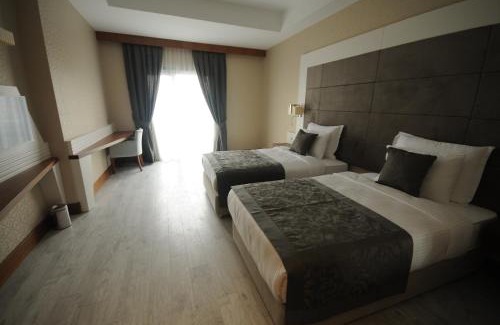Darica Hotel | Elegant Elite Hotels Darica Spa & Convention Center Awaits