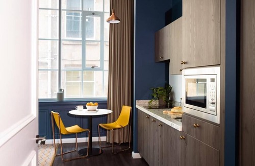 City Centre Glasgow Apartment | Elegant Studio Near George Square in Glasgow