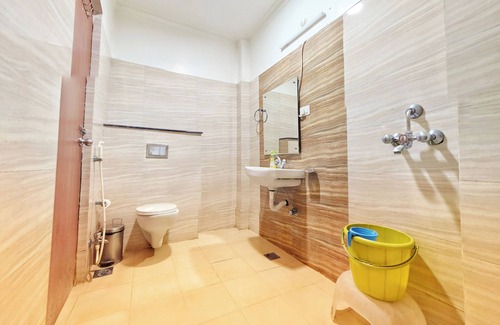 Gomti Nagar Hotel | Cozy Suites at Elite Suites Mint in Gomti Nagar