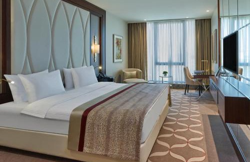Halkali Hotel | Premier Elite World Grand Istanbul with Spa and Pool