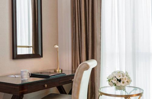 Kucukcekmece Hotel | Experience Elite World Istanbul Florya: Pool and Spa Oasis
