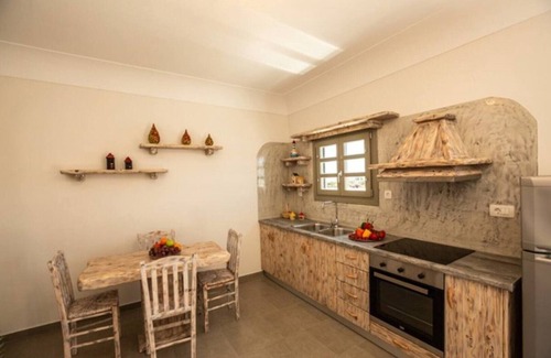 Perissa Villa | Experience Elixirium Villa with Private Pool & Ocean Views
