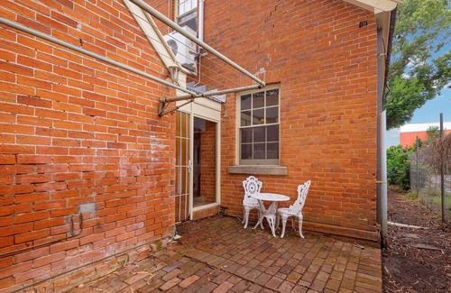 Grafton Villa | Unforgettable Ocean View at Eliza Victorian Duplex 1845
