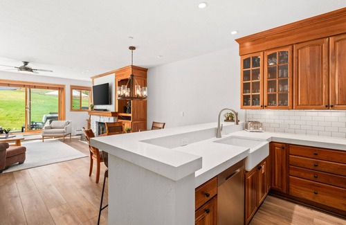 Snowmass Village Villa | Top-Rated Elk Mountain Villa: 3 Beds & Walk-Out Patio