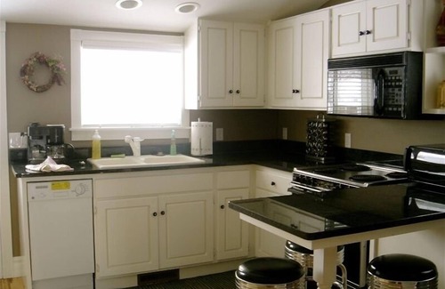 Elk Rapids House | Experience ELK RAPIDS Historic Home with Oceanfront Views