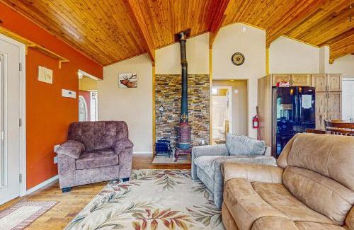 Cimarron House | Discover Elk View Lodge: Family-Friendly Retreat with Top Ratings