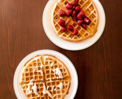 Elkader Hotel | Goldfinch Suites: Eco-Friendly Comfort with Breakfast & Hot Tub