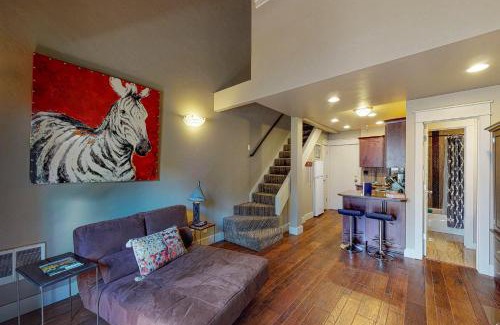Elkhorn Village Hotel | Family-Friendly Getaway at Elkhorn Angani 81 with Pool