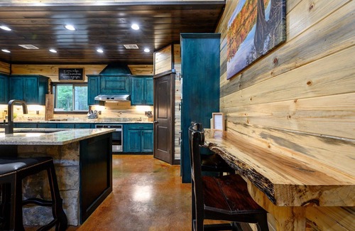 Bouvet Island Cabin | Pet-Friendly Elkhorn on the Creek with Hot Tub & Pool