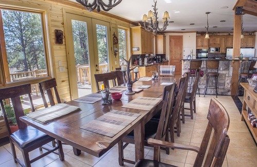 Pagosa Springs House | Discover Elktrace Bed & Breakfast: Rated 9.4/10, Family-Friendly
