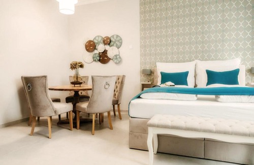 Mako House | Top-Rated Ella Sun Apartman with Oceanfront Views