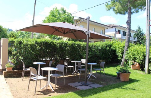 Mosciano Sant'Angelo Bed & Breakfast | Pet-Friendly Ellebì B&B: Rated 10/10 for Family Comfort
