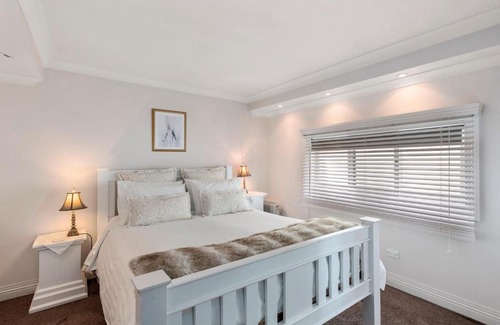 Stanley House | Experience Ocean View Bliss at Ellie's Cottages