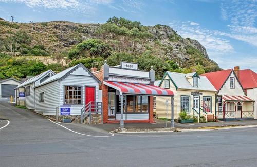 Stanley House | Experience Ocean View Bliss at Ellie's Cottages