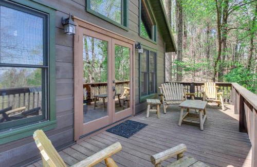 Walnut Mountain House | Ellijay Cabin 7 Mi to Dtwn Hot Tub and Mtn Views