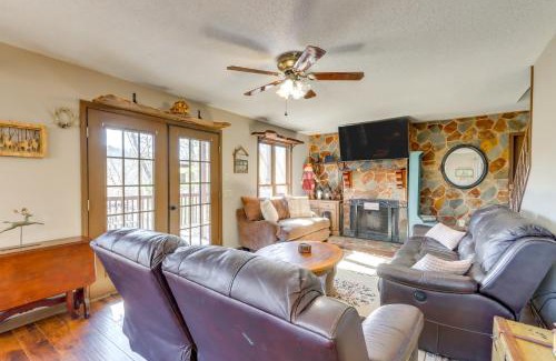 Ellijay House | Explore Ellijay Resort Cabin with Fire Pit and Hot Tub