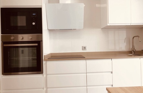 Vigo Apartment | Relax at Elliptical Square: Family-Friendly Spa Retreat