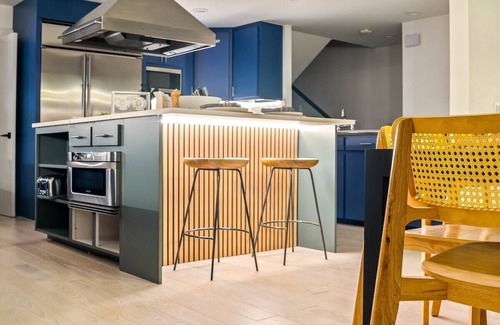 Old East Dallas House | Modern Oasis at Ellum House with Pool & Kitchen Amenities