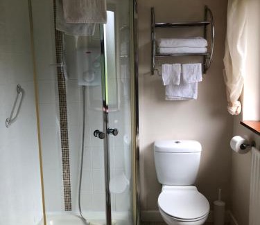 Ballyshannon Bed & Breakfast | Discover Elm Brook B&B - Guest Rated 9.6/10