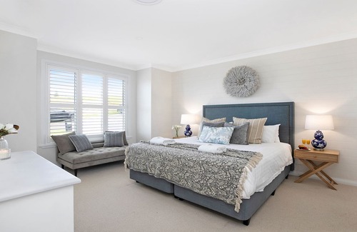 Berry House | Elm Cottage: Iconic Views & Family-Friendly Amenities