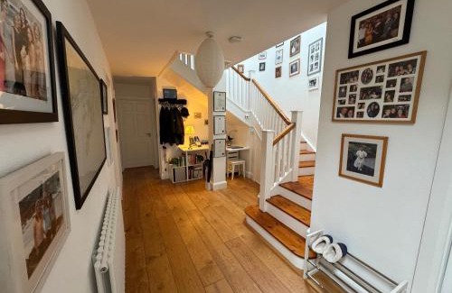Schull House | Elm Grove: Oceanfront Retreat with Perfect 10 Ratings