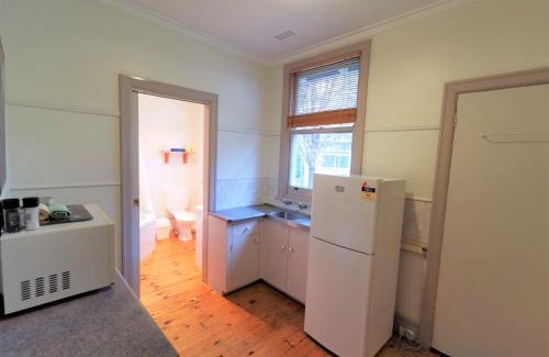Bright Cabin | Elm Lodge Bright: Family-Friendly Retreat with Kitchen Access