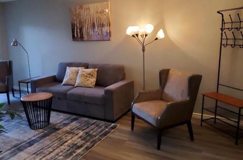Port Colborne Apartment | Elm Park: Family-Friendly Retreat with Perfect 10 Rating