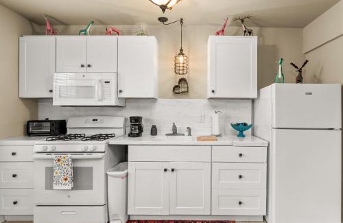 Seguin House | Elm Street Bungalow