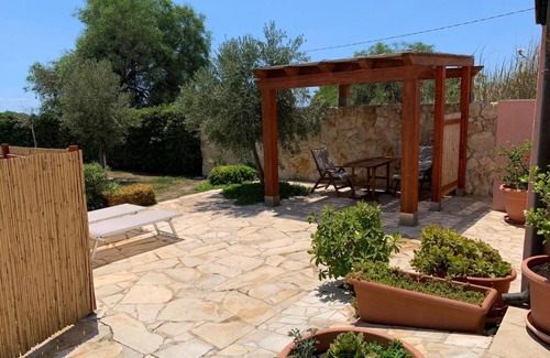 Zona Portuale House | Oceanfront Elmani: Guest Rated 9.7 with Ocean Views