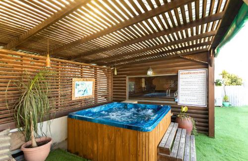 Isfiya Resort | Discover Elmanzool Carmel Lodging: 10/10 Guest Rated Retreat