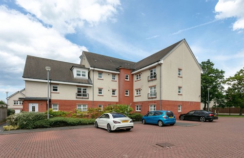 Ayr Apartment | Top-Rated Elms Way No33 - Pet-Friendly Donnini Apartments