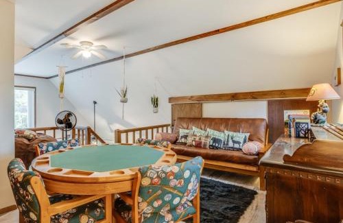 Hamlin House | Elmwood Escape: A Cozy Retreat with Pool & Family Fun