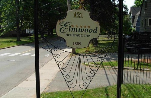 Charlottetown Hotel | Elmwood Heritage Inn: Top-Rated Stay with Hot Tub Access