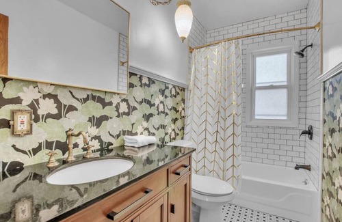 North Buffalo Apartment | Elmwood Village Victorian Escape with Family-Friendly Amenities