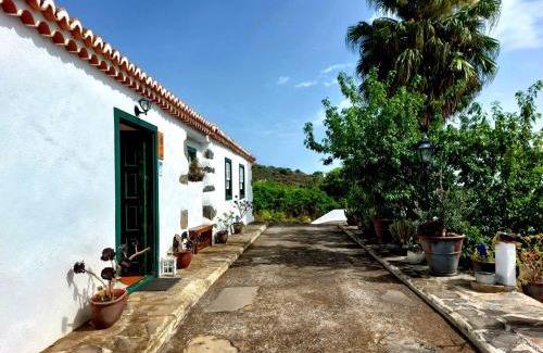 Barlovento House | Oceanfront Escape at Eloína - Guest Rated 9.4/10