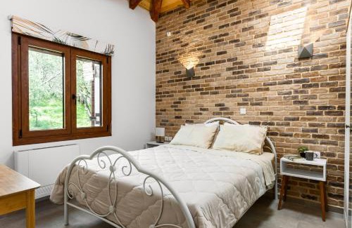Dafnata Apartment | Exceptional Eloise Apartments - Pet and Child Friendly Stay