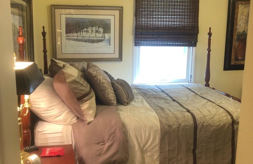 Elon House | Elon Private Guest Suite: Family-Friendly 2-Bedroom Retreat
