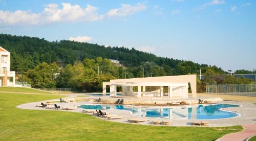 Serres Hotel | Discover Elpida Resort & Spa: Pet-Friendly Retreat Awaits