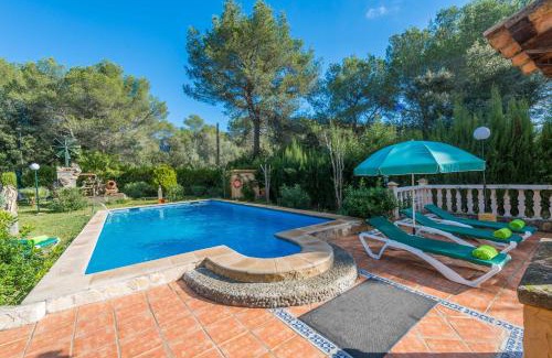 Crestatx Villa | Discover Els Pins: Family-Friendly Hotel with Pool Access