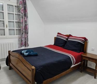Pontivy Villa | Family-Friendly Stay at Elsa with Great Guest Ratings