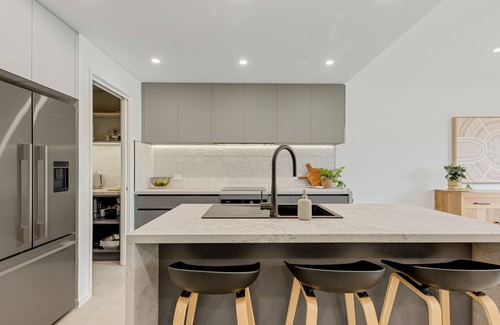 Mulwala Apartment | Elsinor 6 Fabulous family friendly apartment walking distance to Lake Mulwala, and all the clubs.