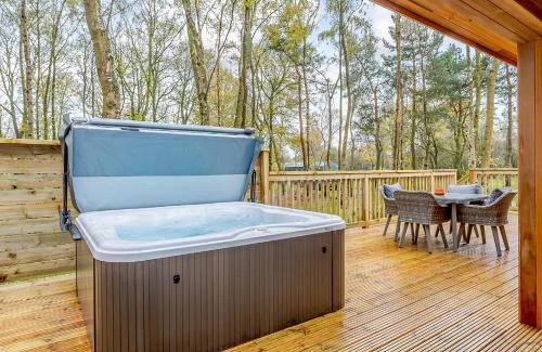 Elton Resort | Discover Elton Furze Retreats with Family-Friendly Dining