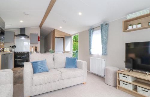Troutbeck Bridge House | Elton's Escape: Family and Pet-Friendly 4-Star Retreat