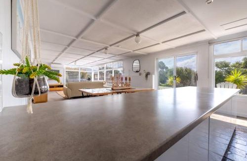 Bicheno House | Discover Elusive Penguin: Family-Friendly 4-Star Retreat