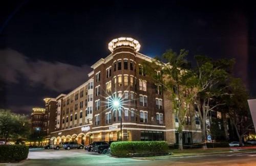 Houston Apartment | Enjoy Family-Friendly Comfort at ELUXE San Felipe Hotel