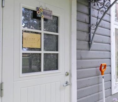 Elva Apartment | Elva Stuudiomajutus: Family & Pet Friendly Retreat Awaits