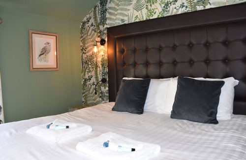 Elveden Hotel | Discover Elveden Inn: 5-Star Comfort with Family-Friendly Amenities