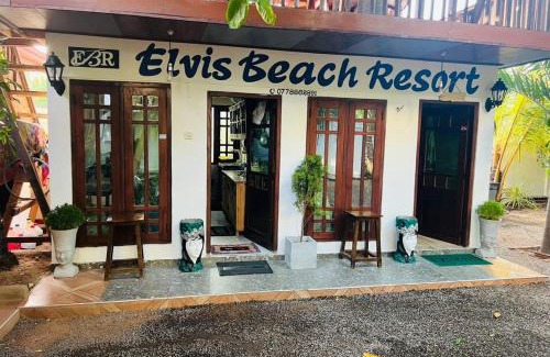 Trincomalee Hotel | Relax at Amazon Beach Cabana: Pet-Friendly Oceanfront Retreat