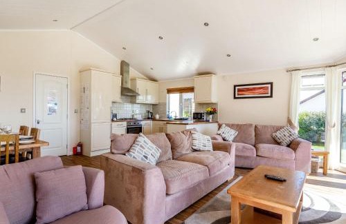 Bishops Nympton House | Elworthy Lodge: 4-Star Pet and Child Friendly Retreat