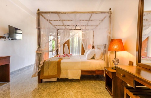 Dambulla Hotel | Discover Elysia Sigiriya Hotel with Pool & Family Amenities